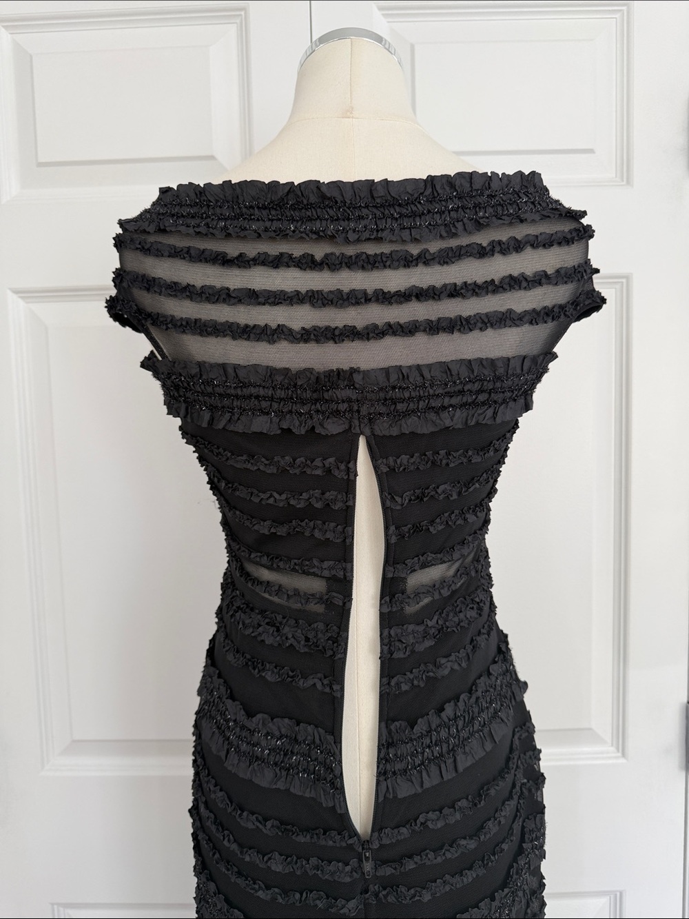 Vintage Tadashi Black Metalic Ruffle Sheer Mesh Cocktail Illusion Dress Size 4P - Picture 10 of 14